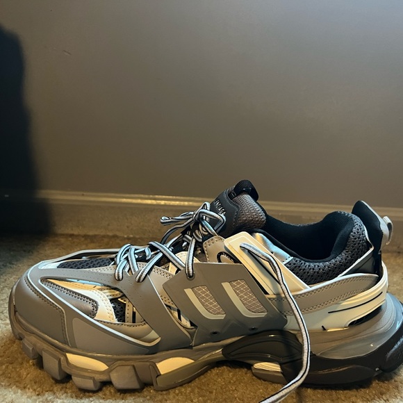 Balenciaga Tracks - Picture 2 of 5